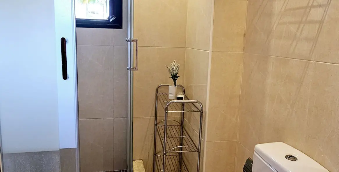 Sale of middle floor apartment in Marbesa 17