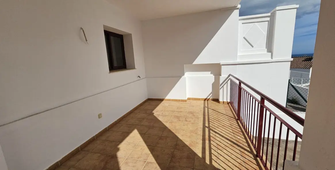 Sale of townhouse in Doña Julia 6