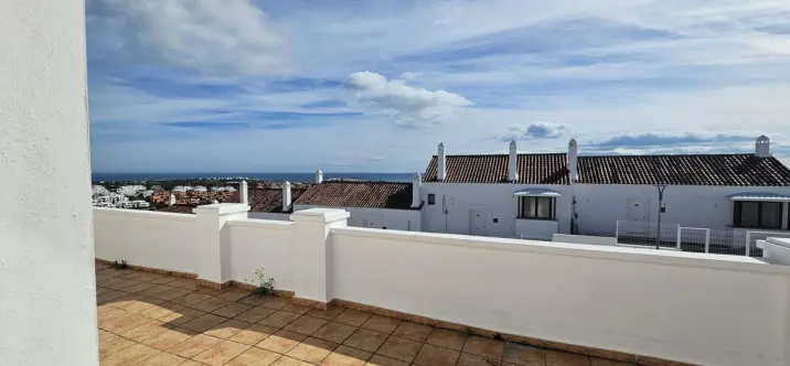 Venta de adosado en Doña Julia 0