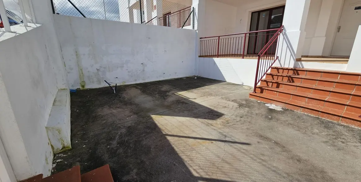 Sale of townhouse in Doña Julia 3