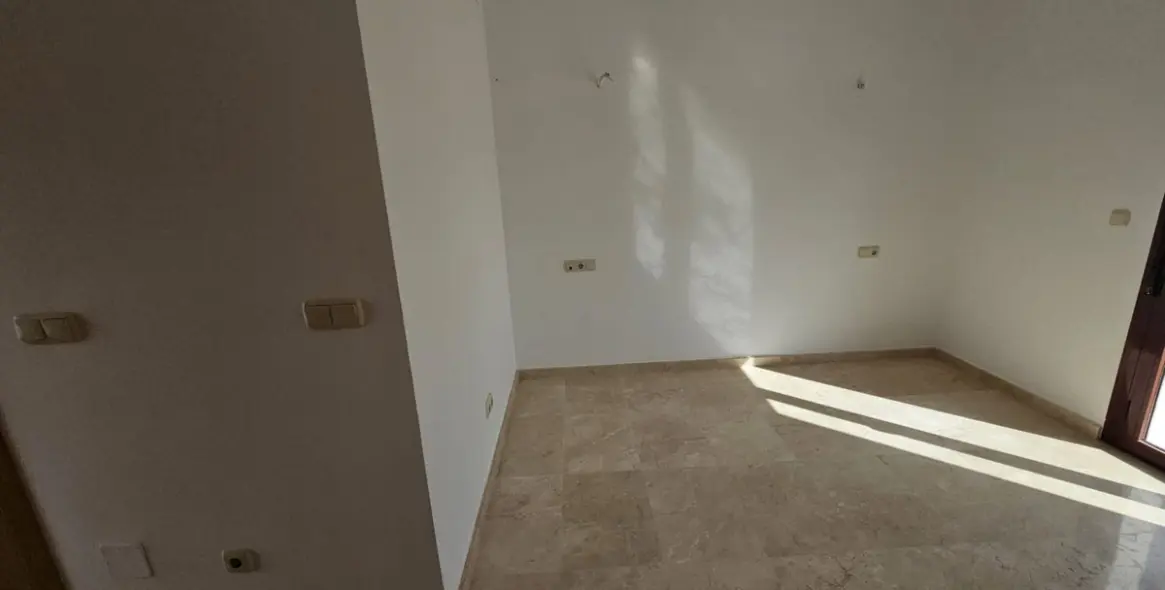 Sale of townhouse in Doña Julia 18