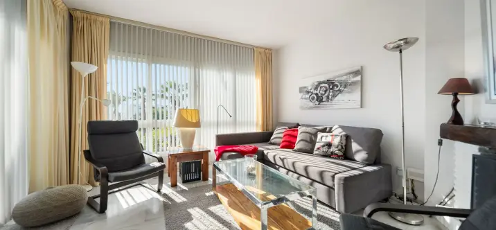 Продажа апартаментов на среднем этаже в Calahonda 0