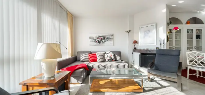 Продажа апартаментов на среднем этаже в Calahonda 1