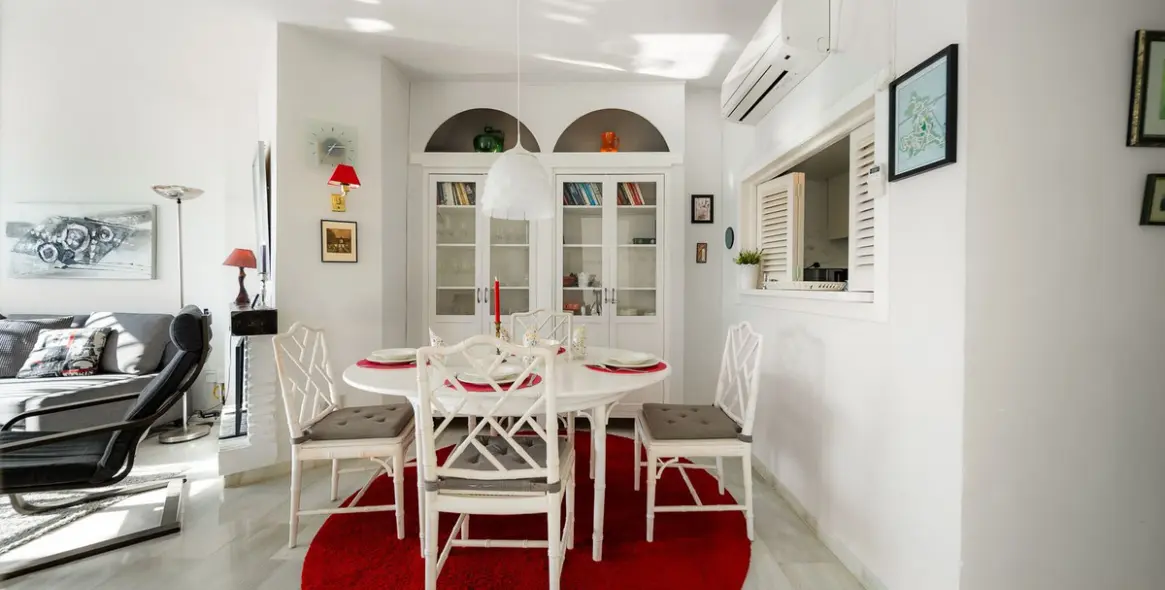 Venta de apartamento en planta media en Calahonda 12