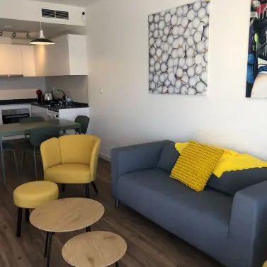 Sale of middle floor apartment in Estepona