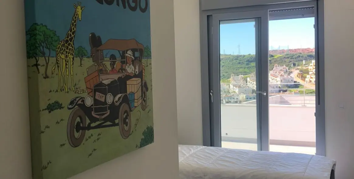 Продажа апартаментов на среднем этаже в Estepona 23