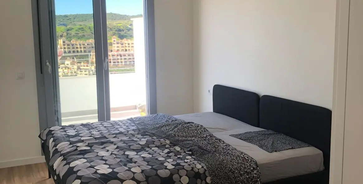 Продажа апартаментов на среднем этаже в Estepona 26