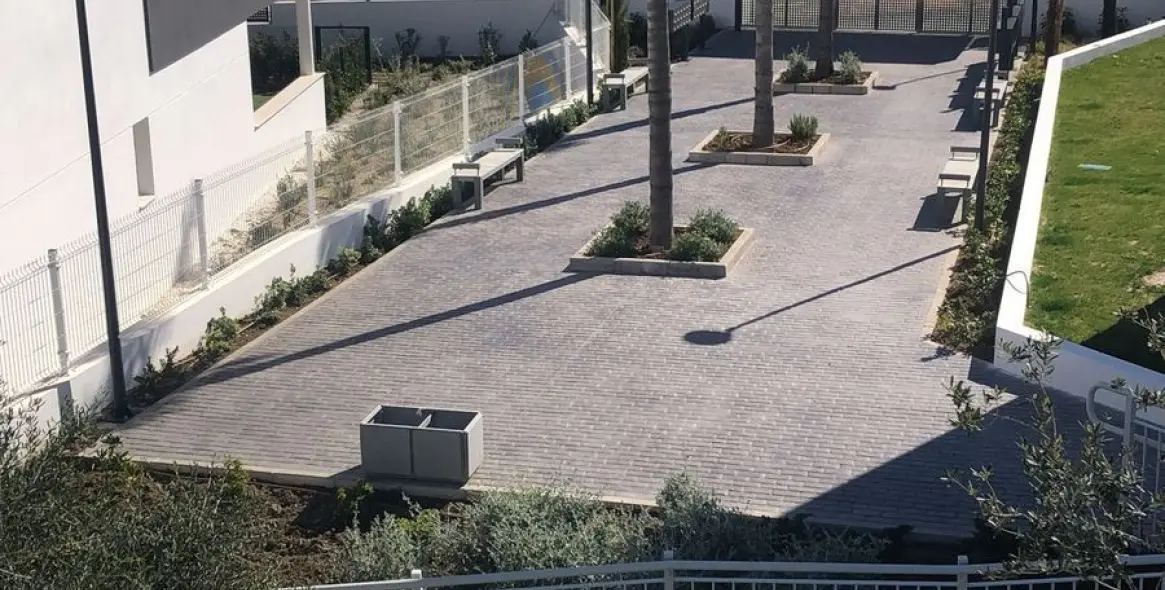 Продажа апартаментов на среднем этаже в Estepona 46