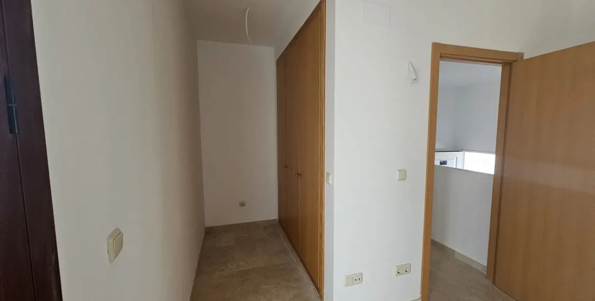 Продажа таунхауса в Doña Julia 11