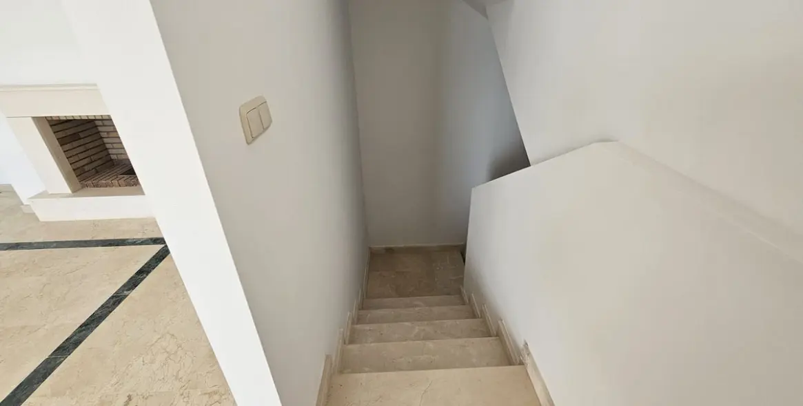 Sale of townhouse in Doña Julia 22