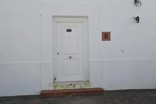 Image 4 thumb