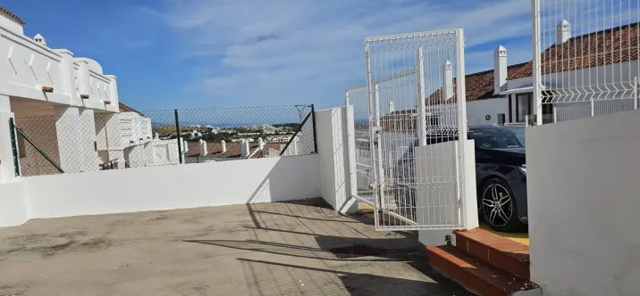 Продажа таунхауса в Doña Julia 0