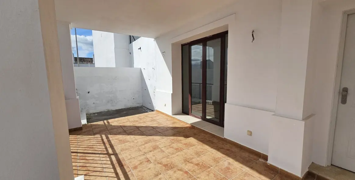 Продажа таунхауса в Doña Julia 6