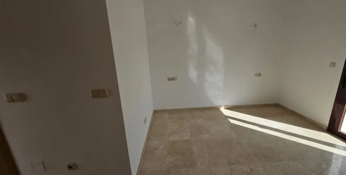 Продажа таунхауса в Doña Julia 18