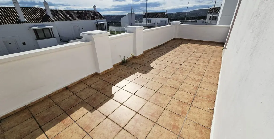 Sale of townhouse in Doña Julia 23