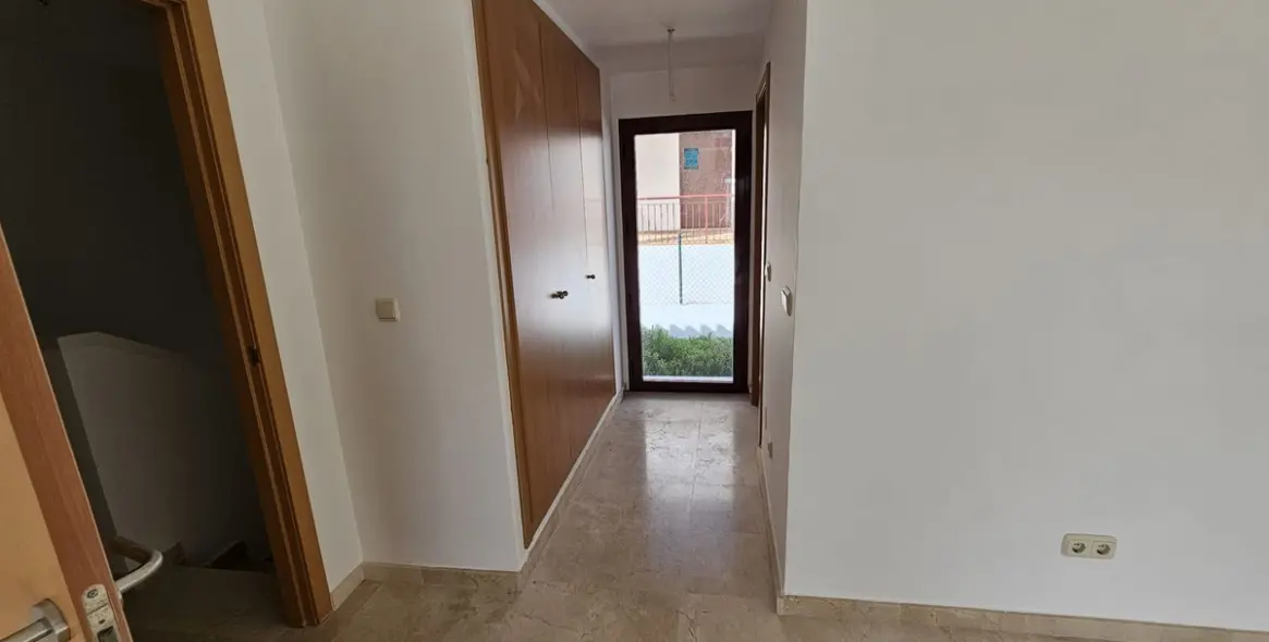 Sale of townhouse in Doña Julia 25