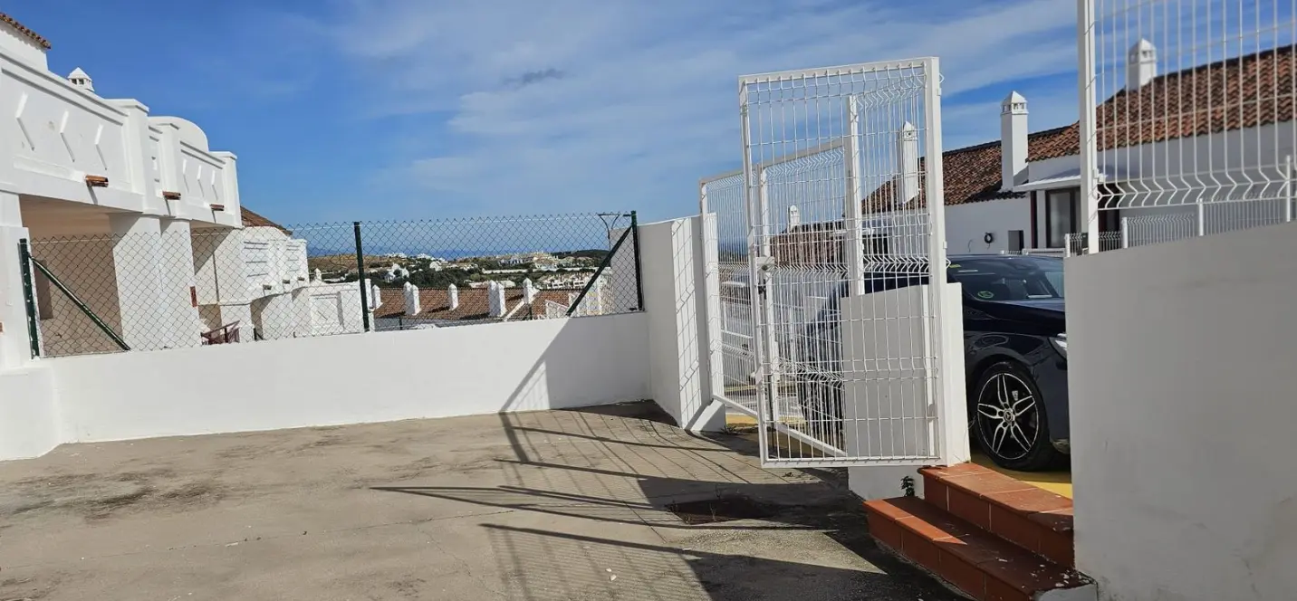 Venta de adosado en Doña Julia 1