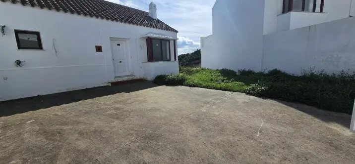 Venta de adosado en Doña Julia 2