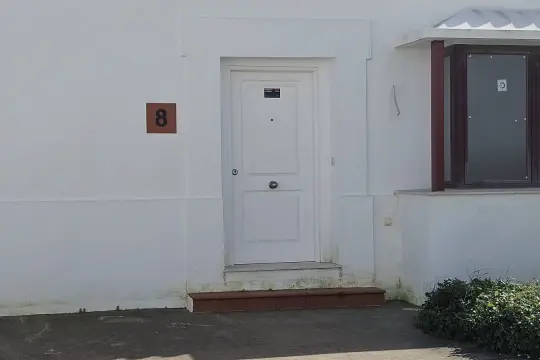 Image 4 thumb