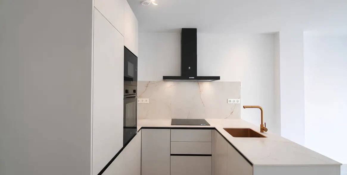 Sale of penthouse in Fuengirola 3