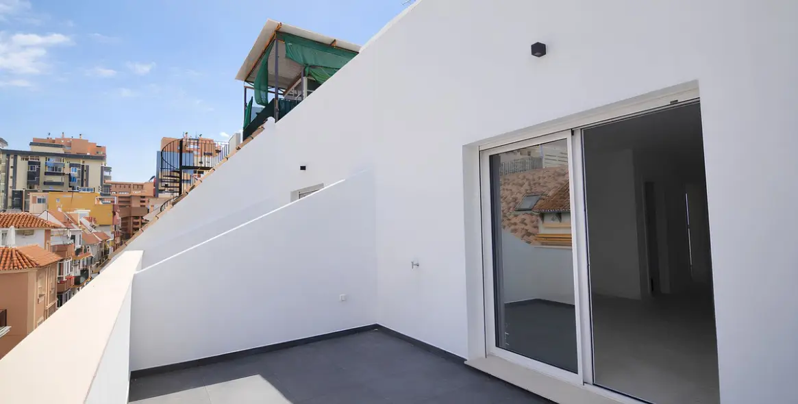 Sale of penthouse in Fuengirola 18