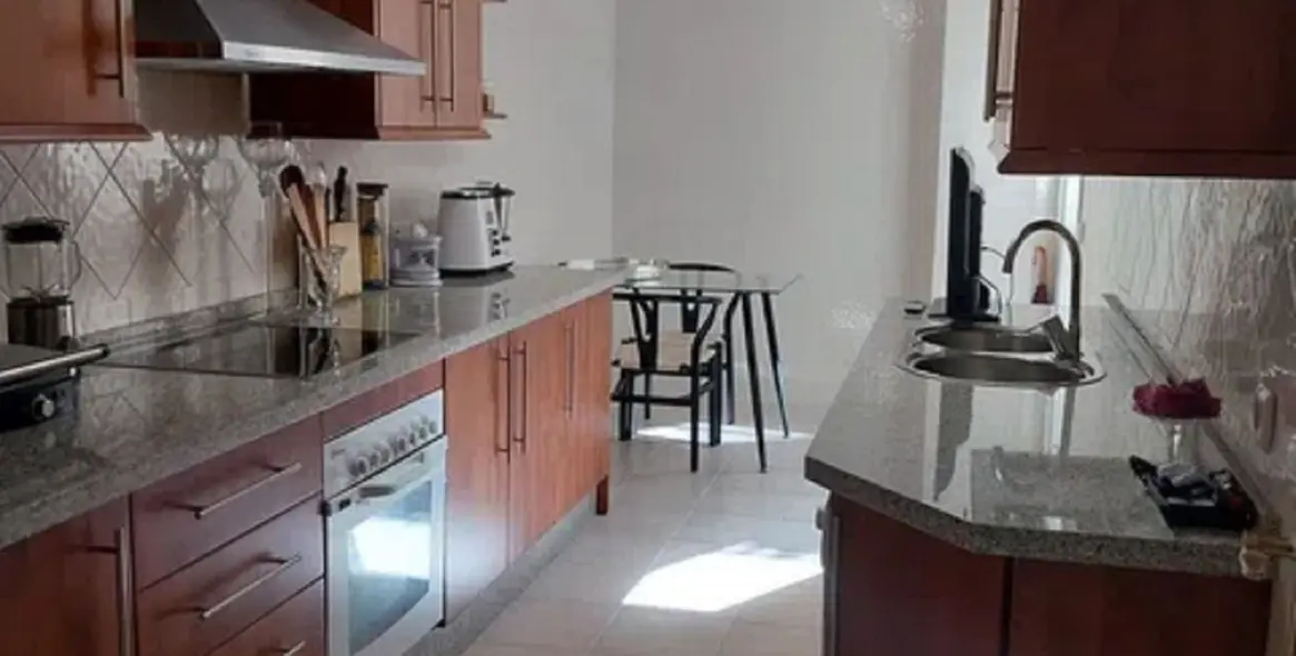 Продажа апартаментов на первом этаже в Elviria 4