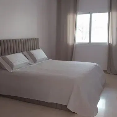 Продажа апартаментов на первом этаже в Elviria