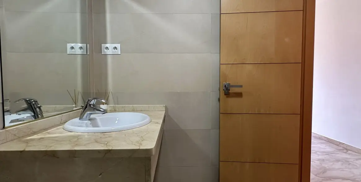 Продажа апартаментов на среднем этаже в Marbella 32