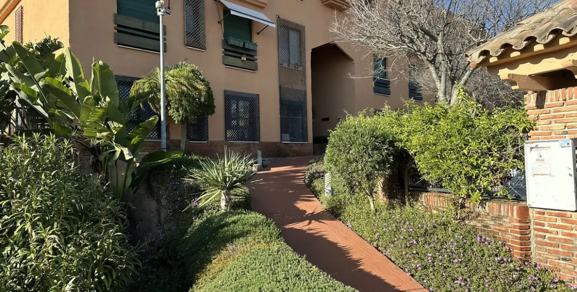 Продажа апартаментов на среднем этаже в Marbella 47