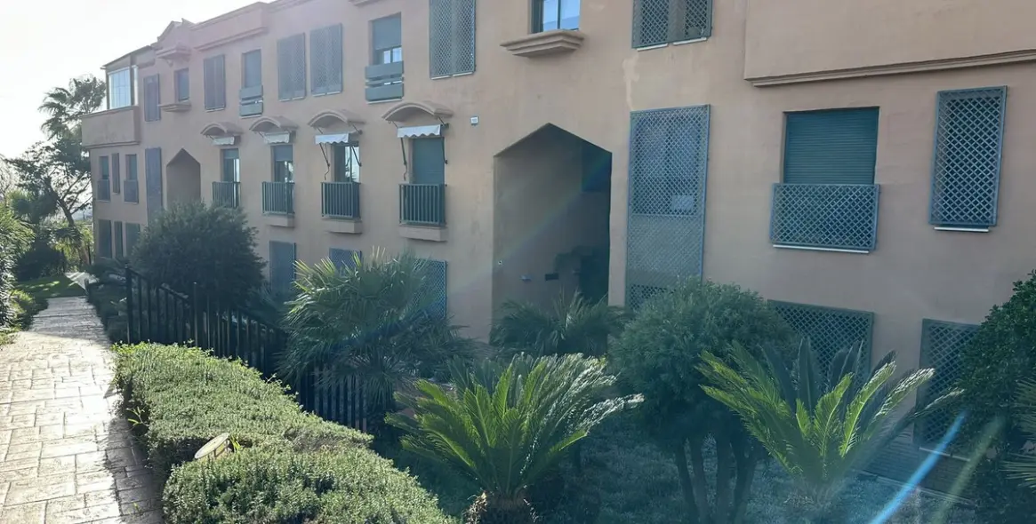 Продажа апартаментов на среднем этаже в Marbella 48