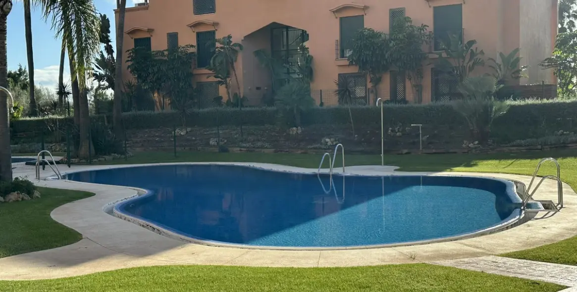 Продажа апартаментов на среднем этаже в Marbella 56