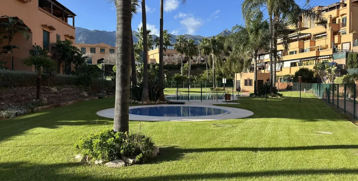 Продажа апартаментов на среднем этаже в Marbella 62