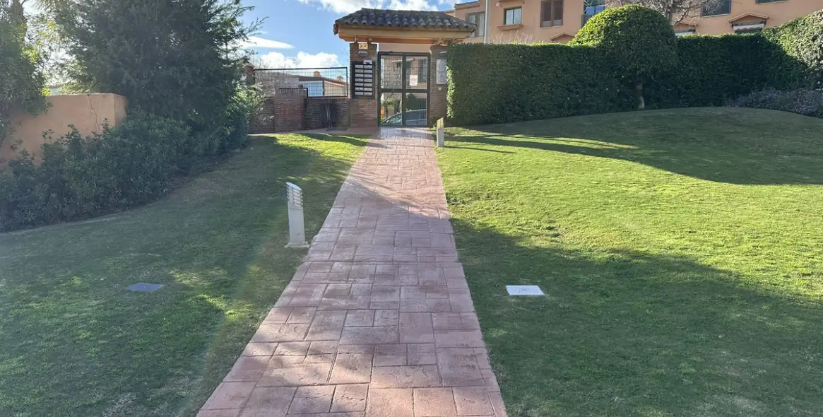 Продажа апартаментов на среднем этаже в Marbella 70