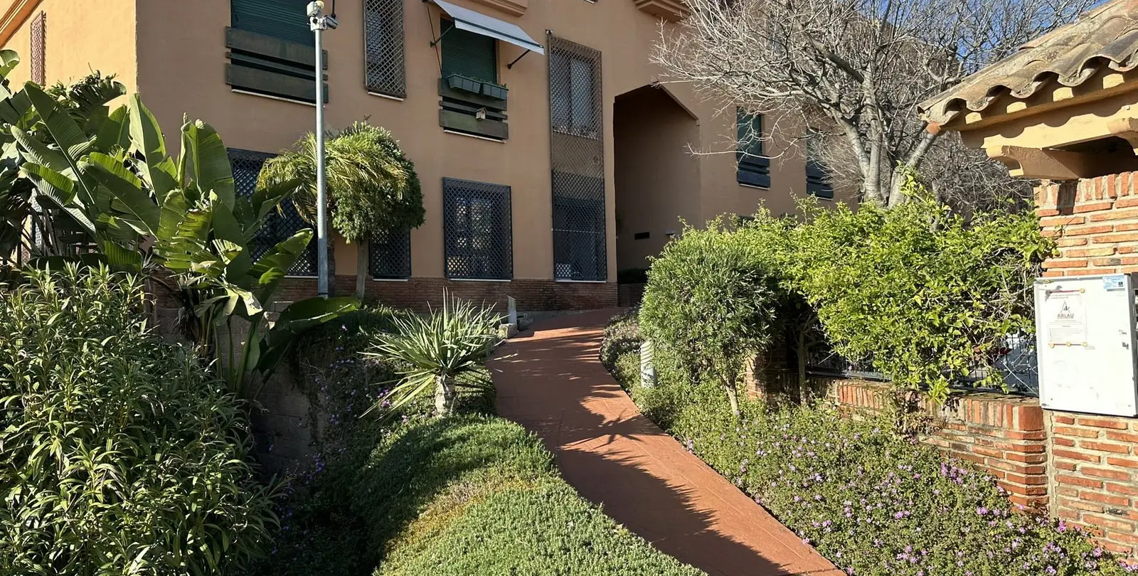 Продажа апартаментов на среднем этаже в Marbella 47