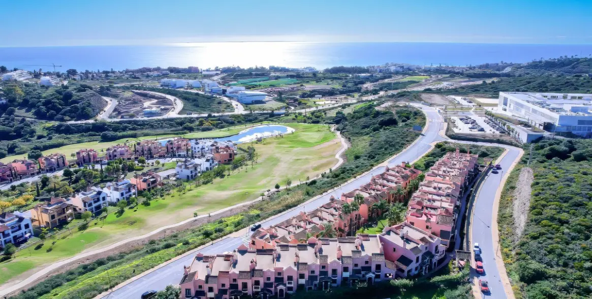 Venta de adosado en Estepona 1