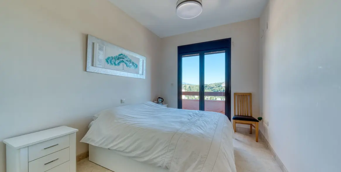 Sale of townhouse in Estepona 23