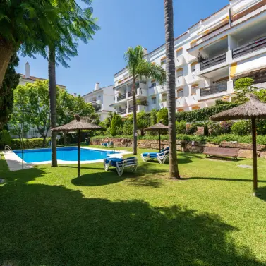 Sale of ground floor apartment in Guadalmina Baja