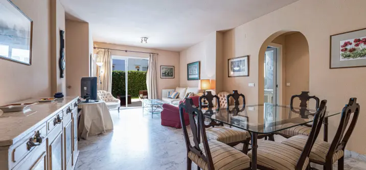 Sale of ground floor apartment in Guadalmina Baja 2