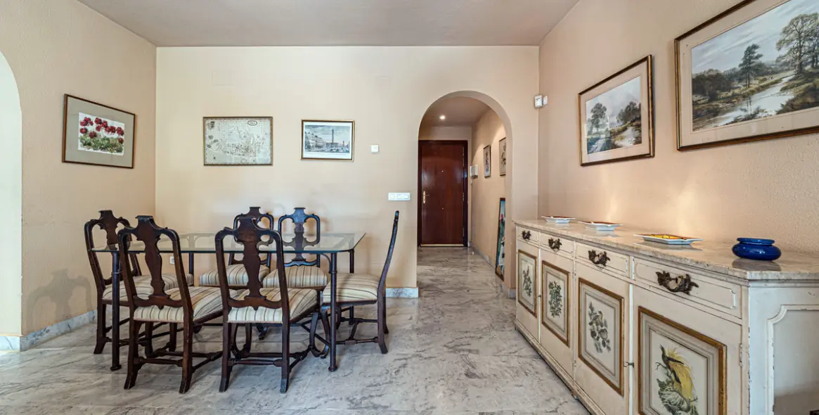 Sale of ground floor apartment in Guadalmina Baja 4