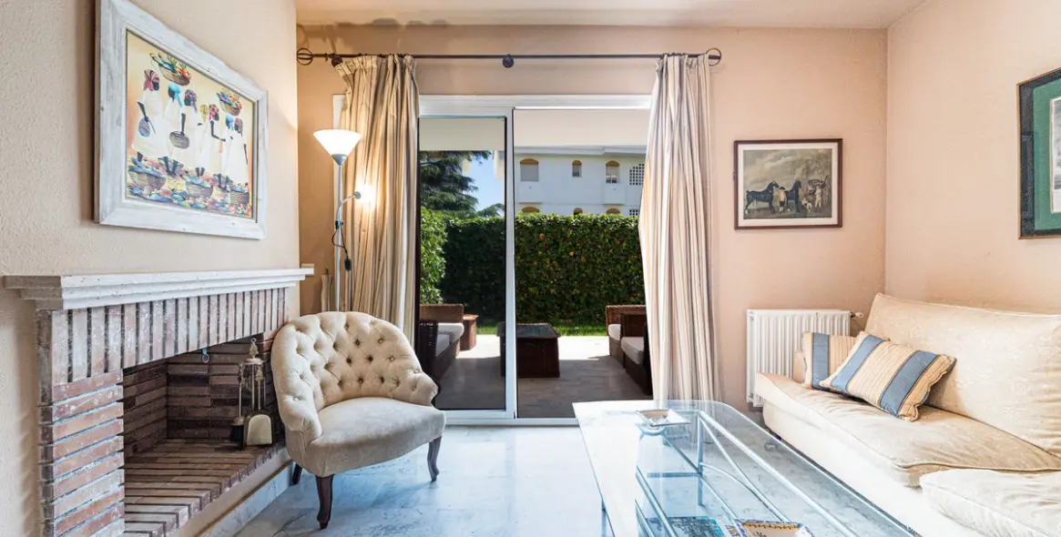 Sale of ground floor apartment in Guadalmina Baja 5