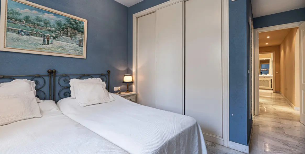 Sale of ground floor apartment in Guadalmina Baja 14