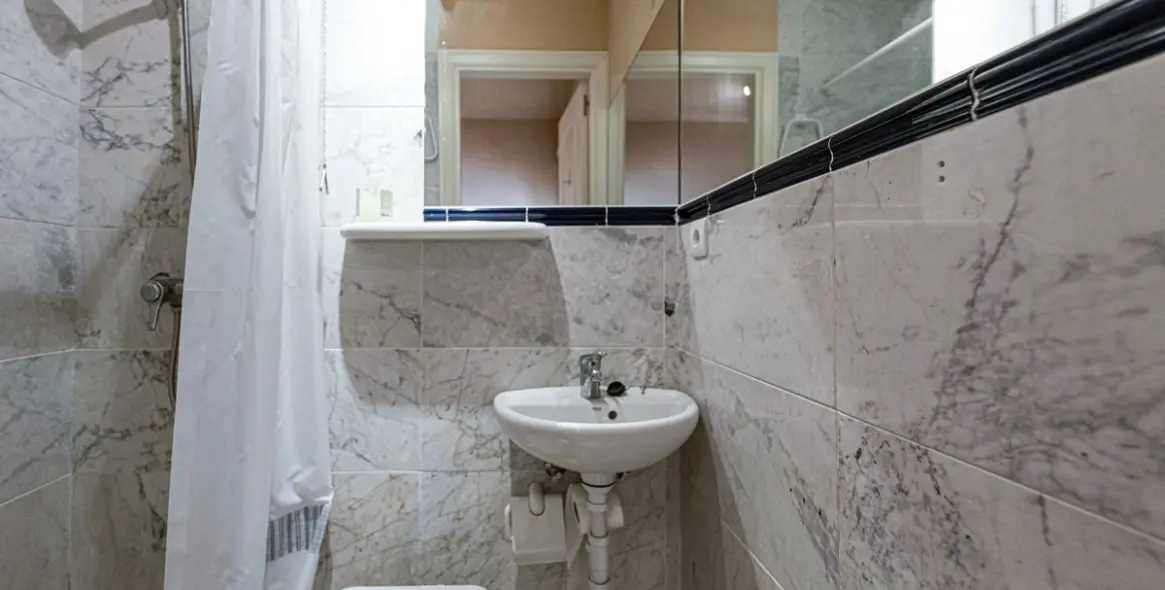 Sale of ground floor apartment in Guadalmina Baja 19