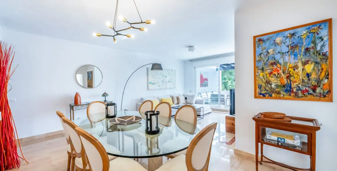 Продажа апартаментов на среднем этаже в Río Real 5