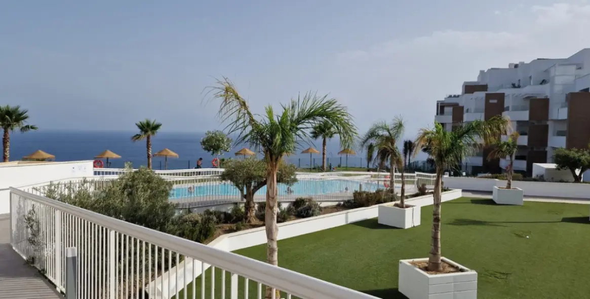 Продажа апартаментов на среднем этаже в Torrox Costa 4