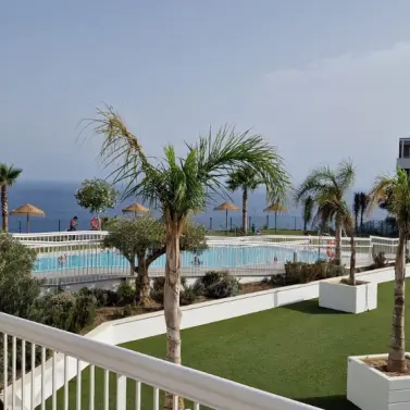 Продажа апартаментов на среднем этаже в Torrox Costa