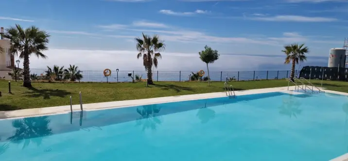 Продажа апартаментов на среднем этаже в Torrox Costa 4