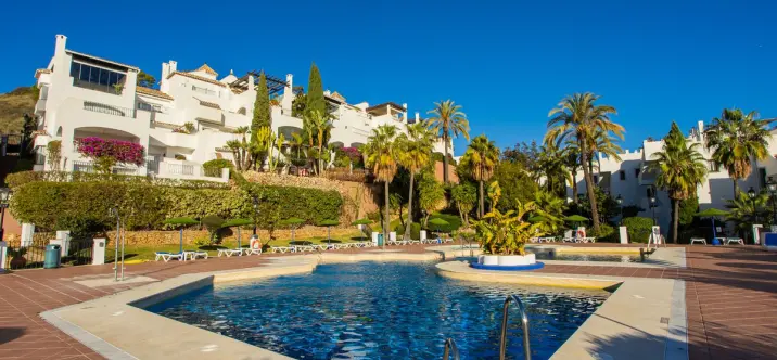 Venta de ático dúplex en The Golden Mile 0