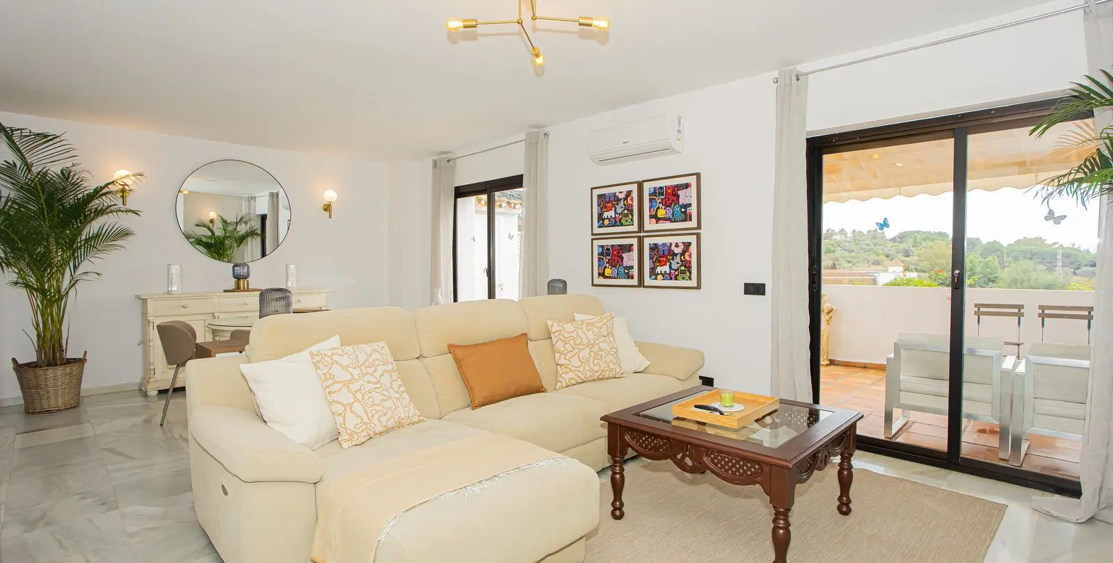 Sale of penthouse duplex in The Golden Mile 2