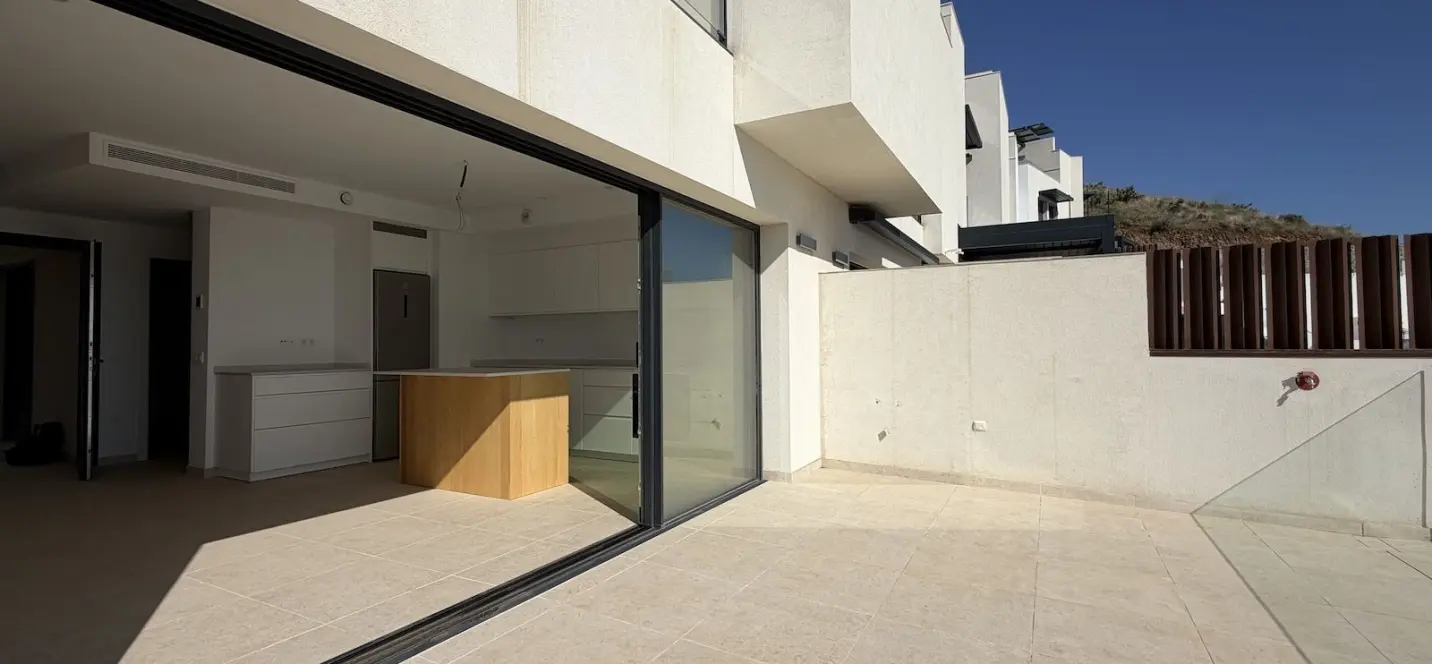 Sale of townhouse in Torrox Costa 4
