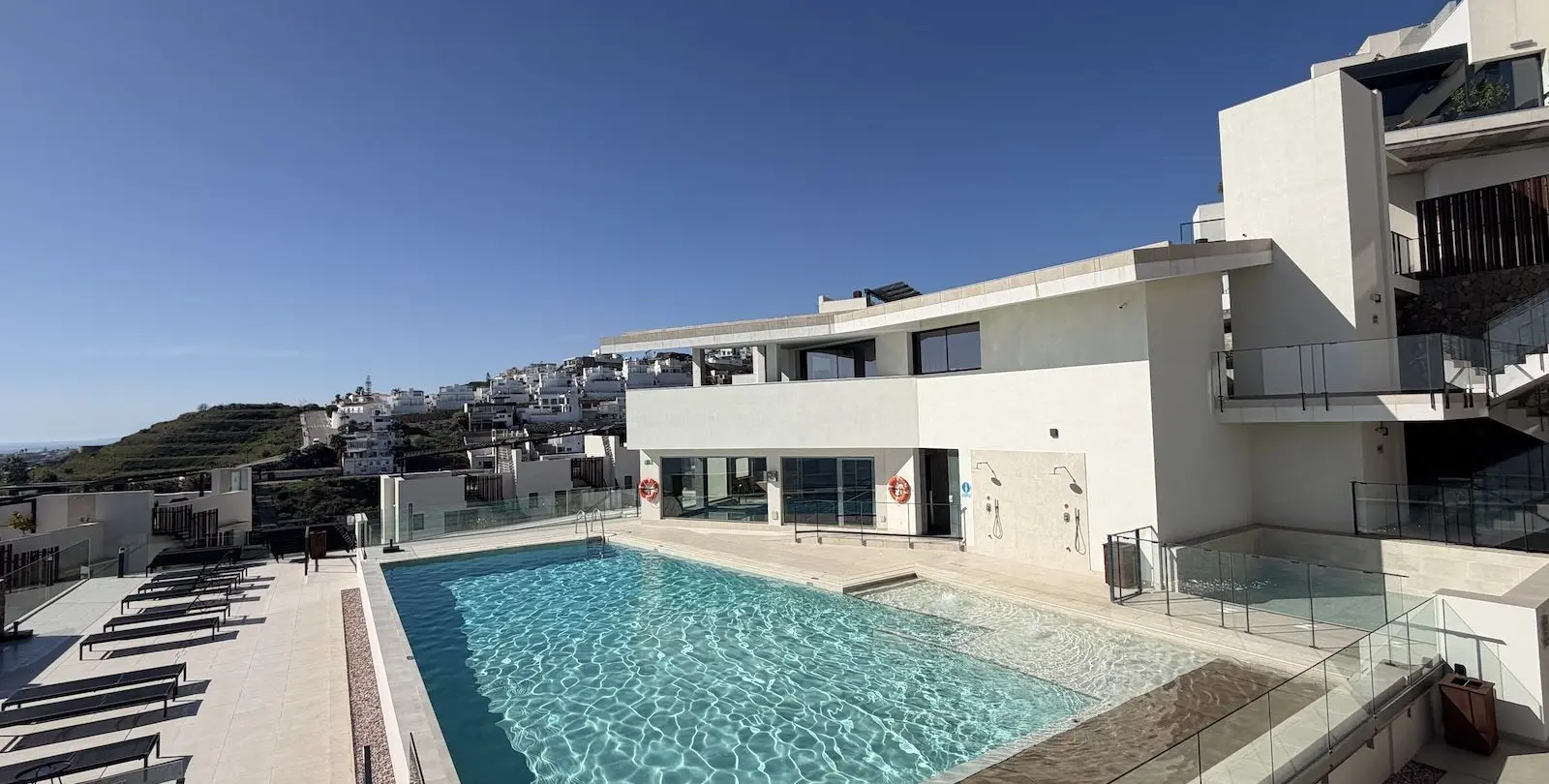 Sale of townhouse in Torrox Costa 19